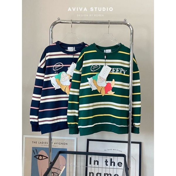 Aviva studio 💚💙 เสื้อสเวตเตอร์ลายคนเเคระ