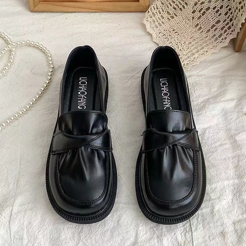 35-43 ขนาดใหญ่รองเท้าผู้หญิงเกาหลีรุ่น Retro Simple Casual Mary Jane สไตล์อังกฤษสีดำรองเท้าหนังขนาดเล็ก loafers รองเท