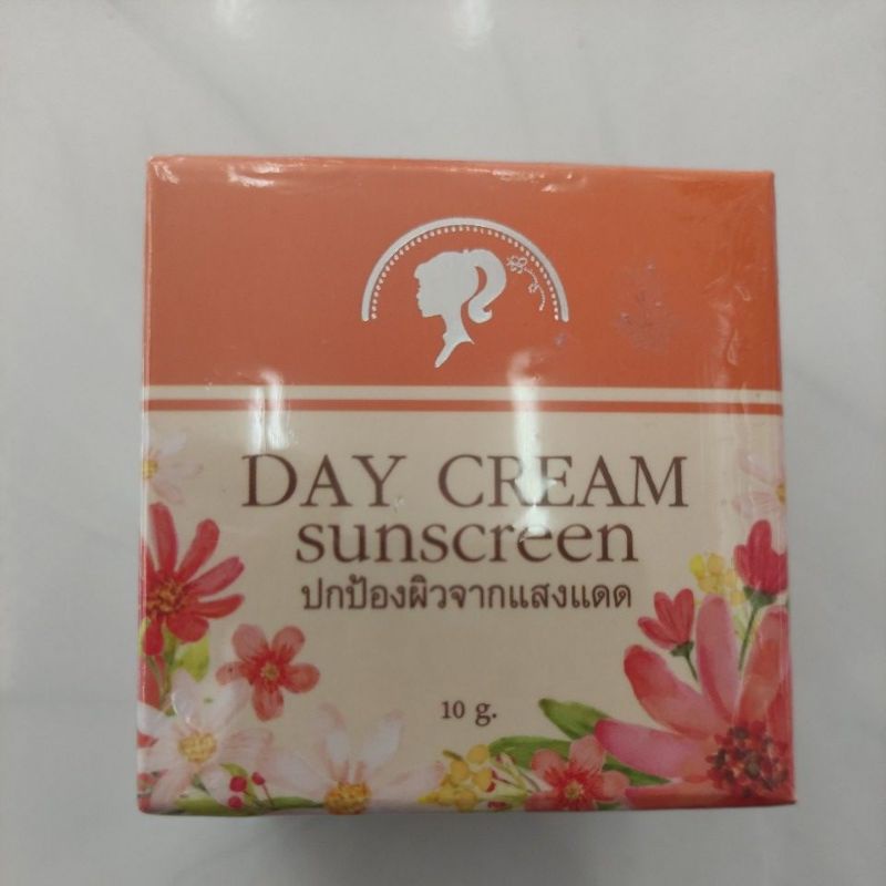 DAY CREAM sunscreen.