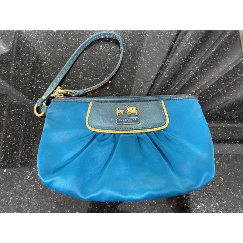 กระเป๋าคลัทช์ COACH สีฟ้า แท้ 💯%