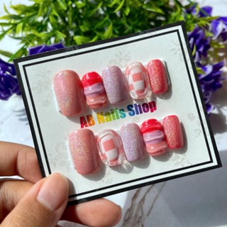 เล็บปลอม pvc ใช้สีเจลแท้ 100% งานเจลแท้ทุกขั้นตอน งานแฮนด์เมด งานเพ้นท์ลายตารางปั้นนูนสีชมพู แจ้งไซส์เล็บทางแชทน๊าาา