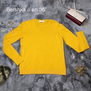 เสื้อแขนยาว Bershka อก 36 นิ้ว