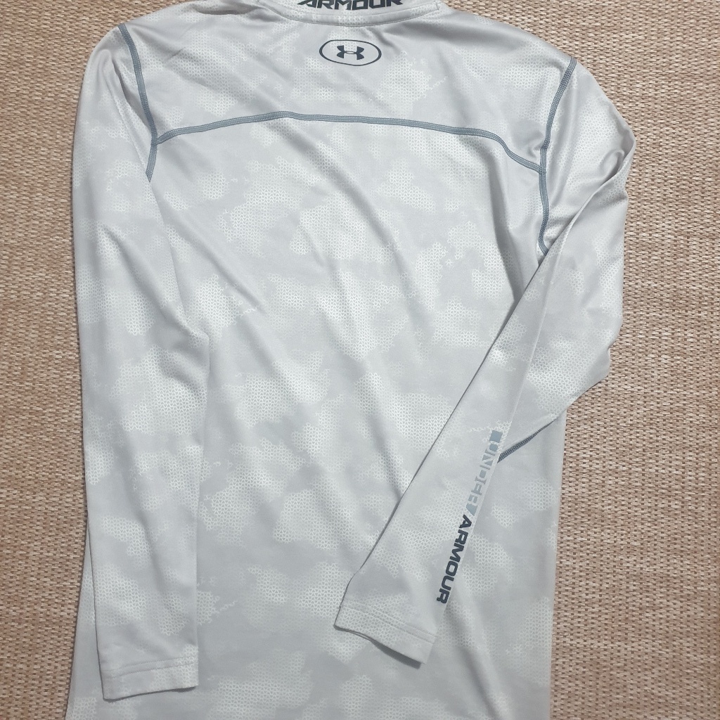 เสื้อออกกำลังกายคอกลมแขนยาวUNDER ARMOUR #7
