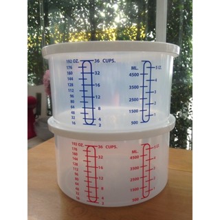 กระปุก พลาสติก กลมใหญ่ + ฝา มีสเกล สีแดง/สีฟ้า