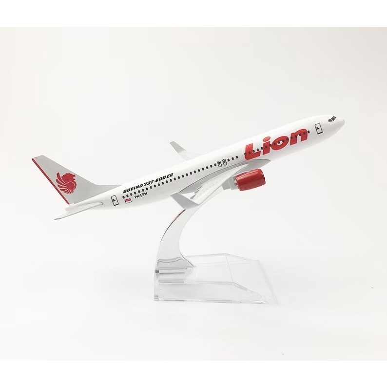 โมเดลเครื่องบิน ไลอ้อนแอร์ LION AIR Boeing 737-900ER ของสะสม ตั้งโชว์ ส่งจากไทย