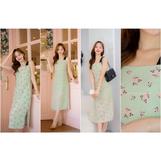 เดรสใส่เที่ยวน่ารักๆ DR067-1 Olivie Flower Dress ( เขียวลายดอก )