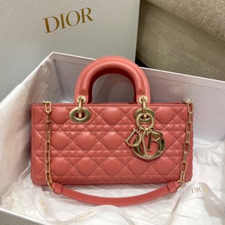 พรี​ ราคา10500 Dior D-joy หนังแท้ กระเป๋าถือ กระเป๋าสะพาย กระเป๋าสะพายไหล่26*6*14cm