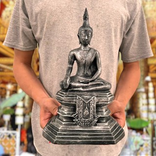 หลวงพ่อพระเสริม วัดปทุมวนาราม หน้าตัก 5 นิ้ว สีโลหะเก่า เป็นพระพุทธรูปคู่บ้าน ผู้ใดบูชาแล้วจะเสริมส่งให้มีอำนาจวาสนา