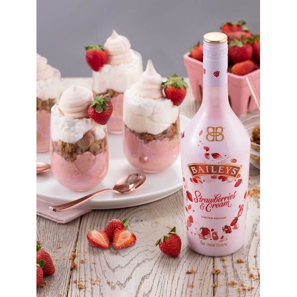 Baileys Irish Cream สตอเบอรี่ครีม Strawberry & Cream Limited edition เบย์ลี่ส์ สำหรับทำเค้ก พายมูส c