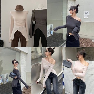 เสื้อปาดไหล่ตัวยาว แขนยาว ผ่าด้านหน้า และหลัง ผ้ายืดเด้ง ผ้ายืดหยุ่นได้ดีมากค่ะ เรียบหรูดูด ี 🤎 3015#TAG WG.WE 🇰🇷🇰🇷