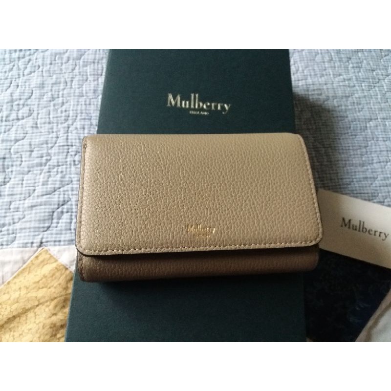 กระเป๋าสตางค์ Mulberry Medium Continental French Purse Small Classic Grain หนังแท้ พร้อมกล่อง สี Sol