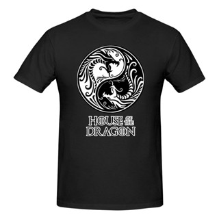 【เสื้อยืดพลัสไซซ์】Gildan เสื้อยืดคอกลม แขนสั้น ผ้าฝ้าย 100% พิมพ์ลาย House Of The Dragon สีดํา และสีขาว สําหรับผู้ชาย