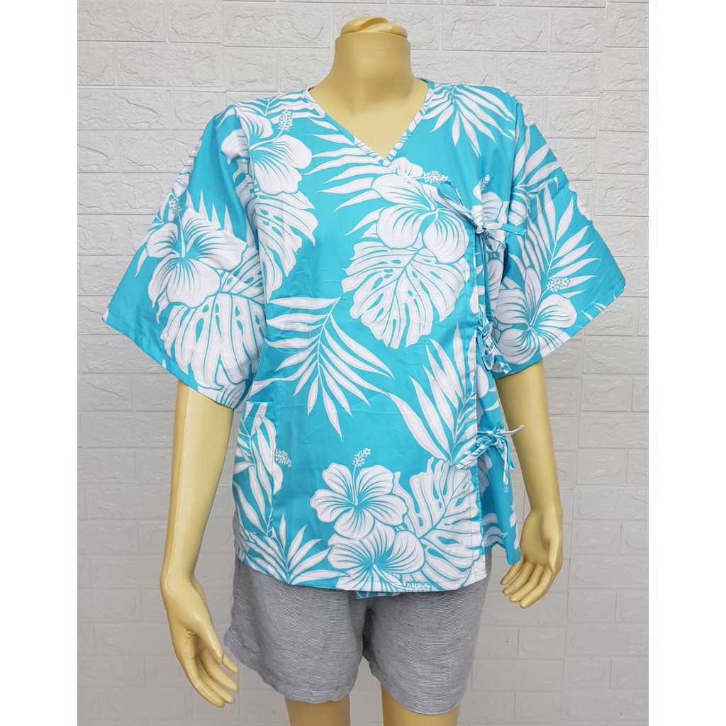 เสื้อผู้ป่วย ใส่ง่าย คอวี  ไม่เหมือนผู้ป่วย Made in Thailand  size 38-44 ใหญ่กว่านี้ทัก chat ได้ค่ะ ผ้าฝ้าย 100%