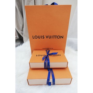 กล่องหลุยส์แท้ Louis vuitton box ( มือสอง) ของแท้พร้อมส่ง สภาพดีมาก