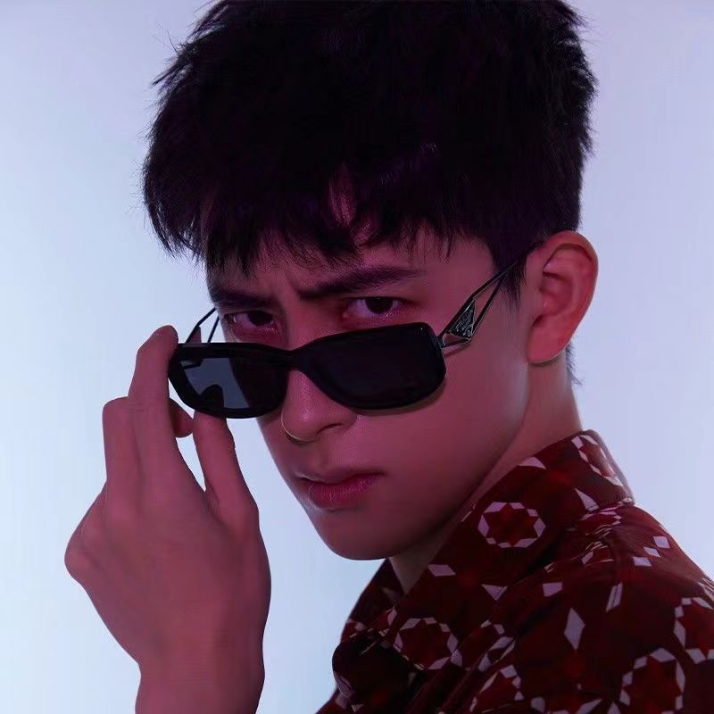 ยุโรป อเมริกัน ฮิปฮอป ผู้ชาย ผู้หญิง แว่นกันแดด กลวง สามเหลี่ยม ตกแต่ง แว่นตากันแดด กรอบเล็ก ย้อนยุค สี่เหลี่ยม แว่นตา