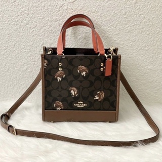 Coach Dempsey Tote 22 In Signature Canvas With Hedgehog Print CC769