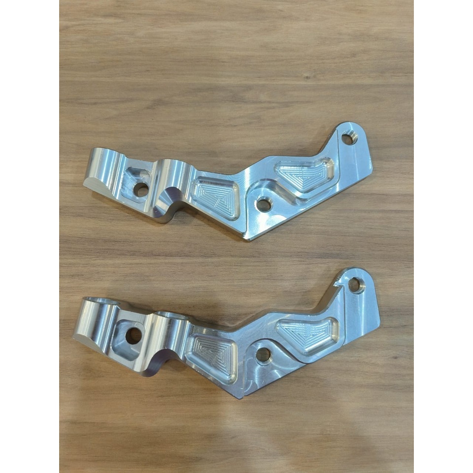 Caliper Bracket Nmax N-max 155 Nissin Caliper Bracket 4Pot Silver !!!