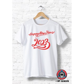 เสื้อยืดปีใหม่ 2023 Merry Christmas Happy New Year  สีขาว เนื้อผ้านุ่ม หนา ใส่สบาย