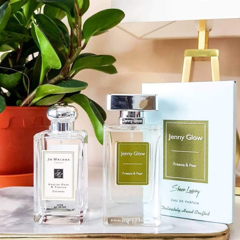 jenny​ glowกลิ่น​ freesia&pear90mlมือสองลองกลิ่นฉีดไป2ที