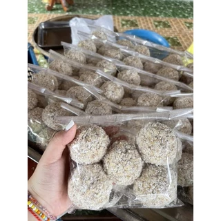 ขนมข้าวตอกโบราณ (ขนมลูกระเบิด) หอมกลิ่นนมแมว