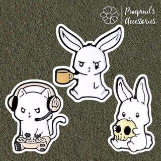 ʕ •ᴥ•ʔ ✿ พร้อมส่ง : เข็มกลัดเซ็ทกระต่ายขาวสามตัว | Three White Rabbit Enamel Brooch Pin Set.