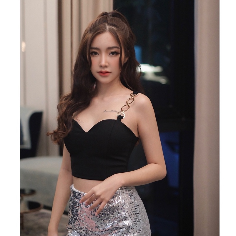 เสื้อครอป รุ่นหัวใจ 𝑐𝑟𝑦𝑠𝑡𝑎𝑙 𝑡𝑜𝑝