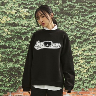 (พร้อมส่ง)💯🇰🇷 AQO VARSITY LOGO SWEATSHIRTS BLACK