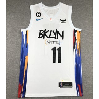 เสื้อกีฬาบาสเก็ตบอล ปักลายกราฟฟิติ Brooklyn Nets 11 Kyrie Irving BKLYN สีขาว สําหรับผู้ชาย 2023