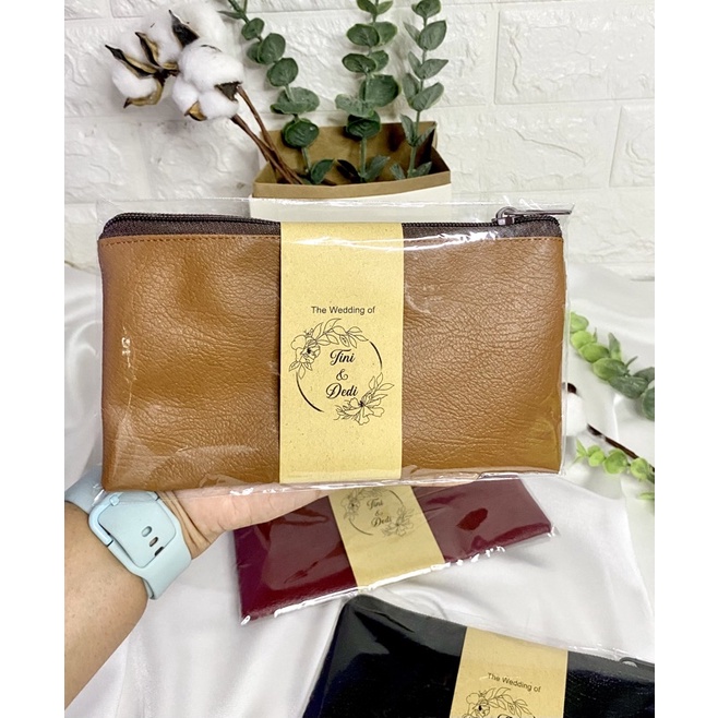ORANGE VINYL POUCH / VINYL POUCH / SOUVENIR POUCH / WALLET SOUVENIR