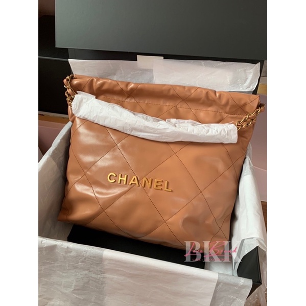 New chanel22 hobo bag ghw  Metal-plate