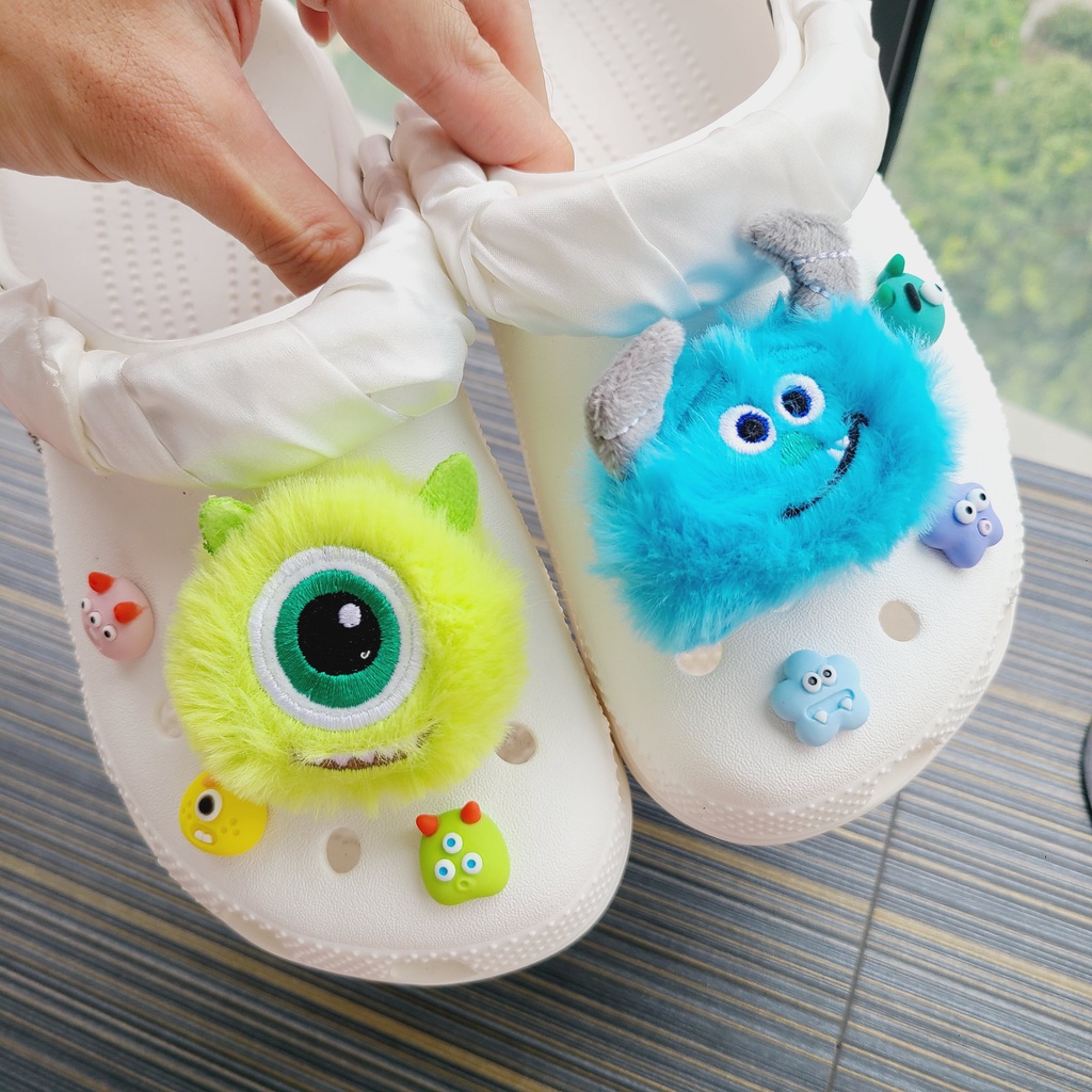 หัวเข็มขัดรองเท้า 8 ชิ้น DIY Charm อุปกรณ์เสริมรองเท้า - Monsters University Series