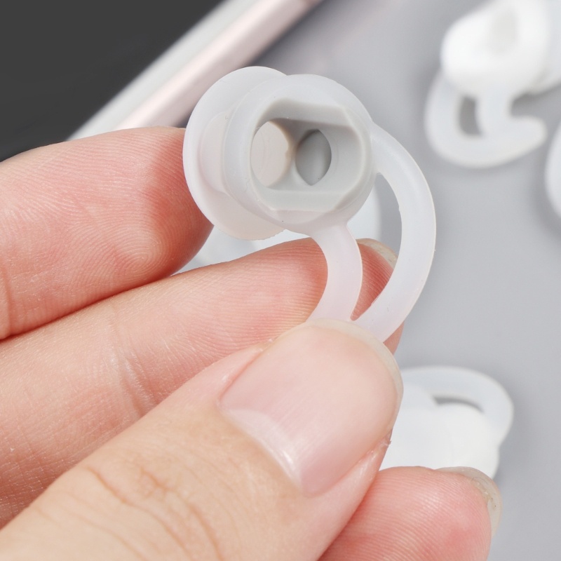 Btsg แผ่นซิลิโคนครอบหูฟัง แบบเปลี่ยน สําหรับ BOSE Soundsport Wileless QC20 QC30