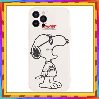 Snoopy การ์ตูนยุโรปและอเมริกาเคสโทรศัพท์มือถือสำหรับ iphone13เคสนิ่ม12เคสซิลิโคนหุ้มทั้งตัวเลนส์ AppleDesk Mat Gaming Mo