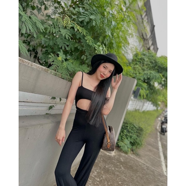 จั้มสูทขายาว ป้าย atipa shop 😎