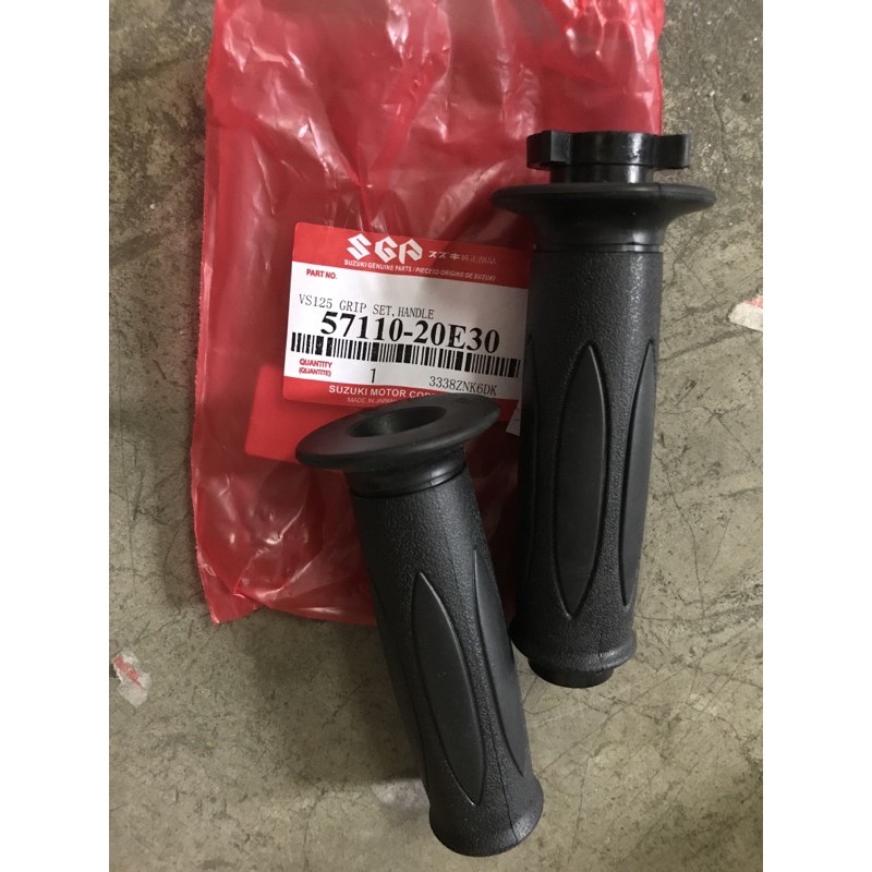 SUZUKI VS125 HANDLE GRIP SET 0 COMP THROTTLE GRIP COMP MINYAK SARUNG TANGAN GETAH RUBBER VS-125 VS 1