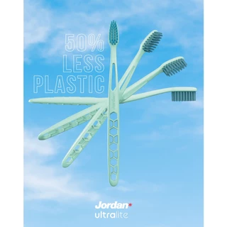 [คละสี] Jordan จอร์แดน แปรงสีฟันผู้ใหญ่ รุ่น Ultralite 0.01 mm.