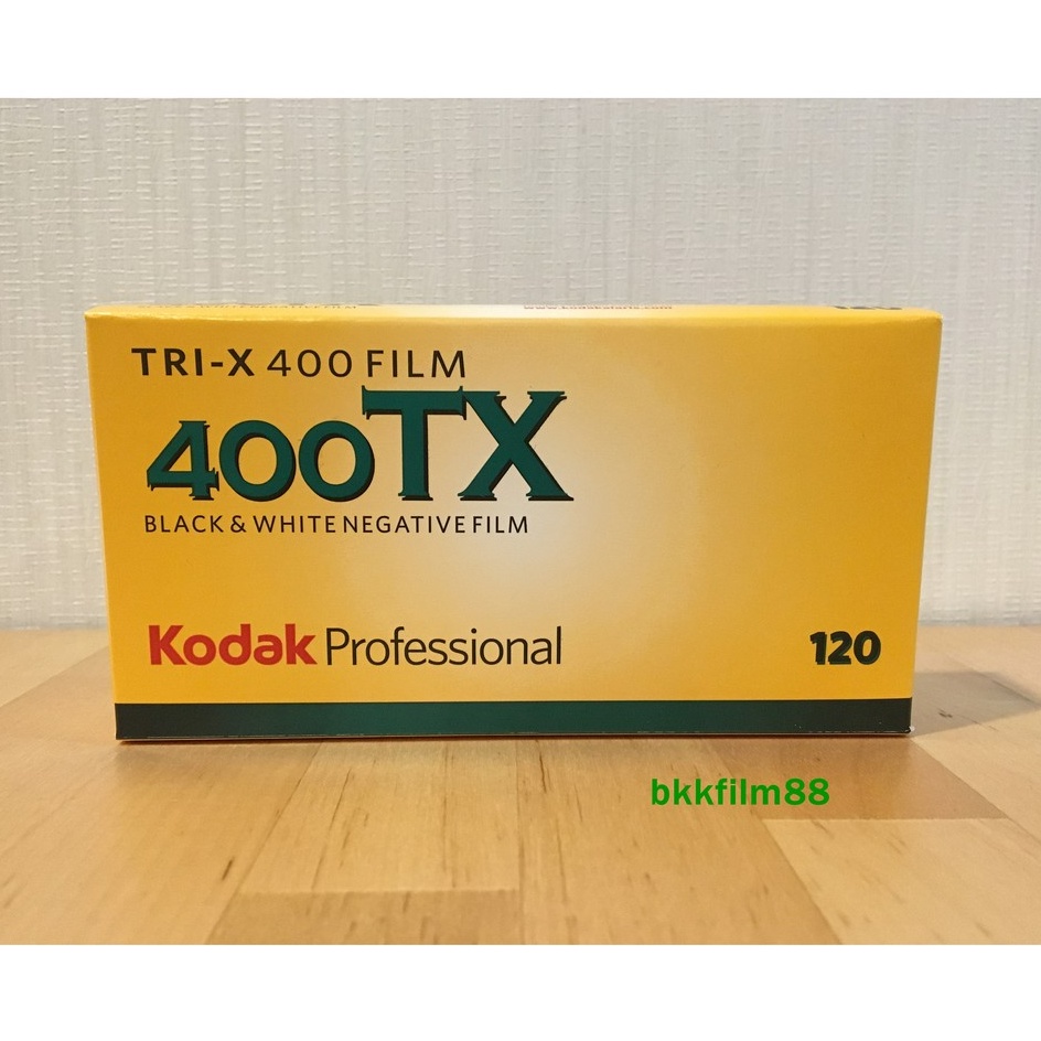 ฟิล์มขาวดำ 120 Kodak Tri-X 400 120 1ม้วน ฟิล์มถ่ายรูป 400TX Black & White Film