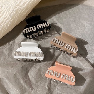 New miumiu กิ๊บติดผมรูปฉลามสําหรับผู้หญิง