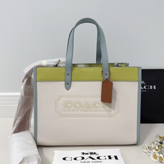 👑ผ่อน0%~แท้100%👑 C0777 กระเป๋าสะพาย Coach Field Tote 30 In Colorblock With Coach Badge