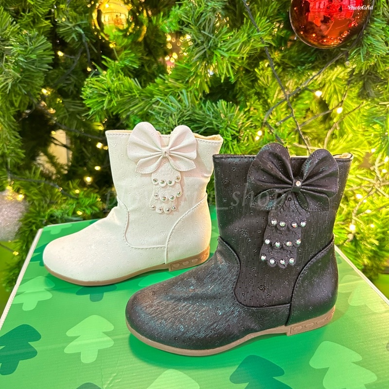 Boots 259 บาท สินค้าพร้อมส่งจากไทย รองเท้าบูทเด็ก รองเท้าคริสต์มาส รองเท้ากีฬาสี  เบอร์31-36#บูทยาวโบว์ Baby & Kids Fashion