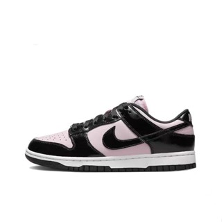 Nike Dunk Low ESS “Pink Black”  รองเท้าผ้าใบ รองเท้าวิ่ง【สปอตของแท้อย่างเป็นทางการ】