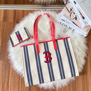 พร้อมส่ง กระเป๋าสะพาย ETHNIC STRIPE TOTE BAG BOSTON REDSOX  ขาวแดง 🤍❤️