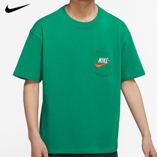 Nike ของแท้ 100% เสื้อยืดแขนสั้นลําลอง ผ้าฝ้าย ปักลายโลโก้ ทรงหลวม ใส่สบาย สําหรับผู้ชาย DM6426