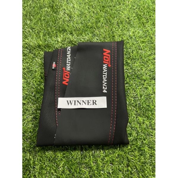 เสื้ออาน Winer v1 winer x ปักทองและด้ายแดงเนียน