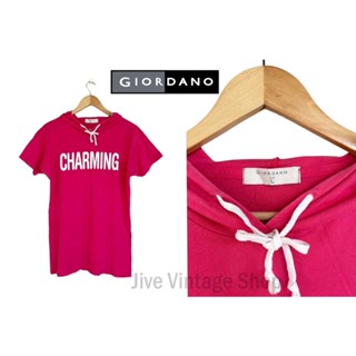 เสื้อยืดตัวยาว มี hood GIORDANO ผ้า cotton สีชมพู สกรีนลาย charming ไซส์ L มือสอง สภาพดี จากตู้ญี่ปุ่น