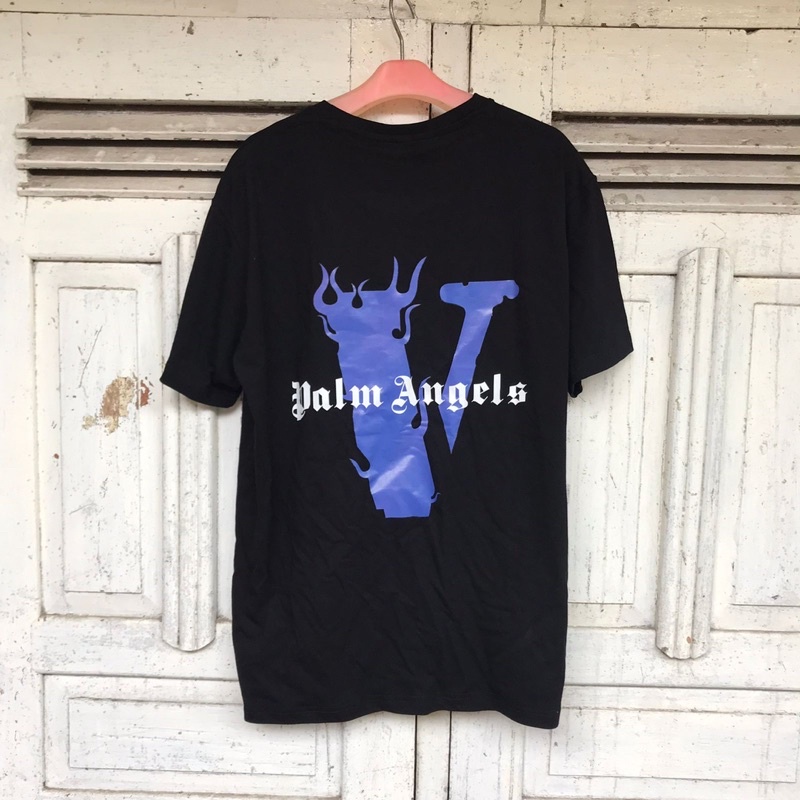 เสื้อยืด Vlone x Palm Angels มือสอง