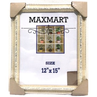 กรอบรูปหลุยส์ สีขาวครีม ขนาดภาพ 12x15 นิ้ว หรือ 30.5x38 เซนติเมตร