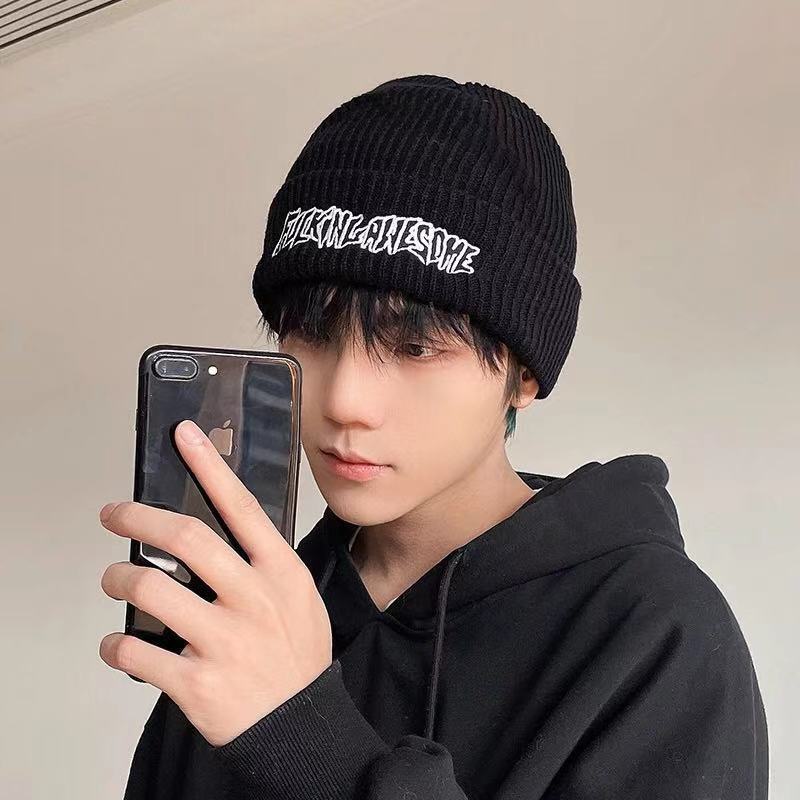 หมวกถักไหมพรมแ นหนาวปักลาย หญิง ฟชั่นฤดูหนาว หมวกผู้ชายผู้ บีนนี่ สไตล์ฮิปฮอพ ฟรีไซส์ (ยืดได้) juro