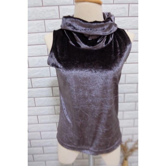 เสื้อคอเต่าcomme ca ism มือสอง สีเทาดำ  s,m