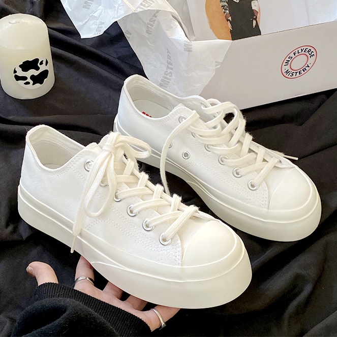 MISTERY รองเท้านักเรียนผู้หญิง รุ่น CALM LOW TOP สีขาว（MIS-508）